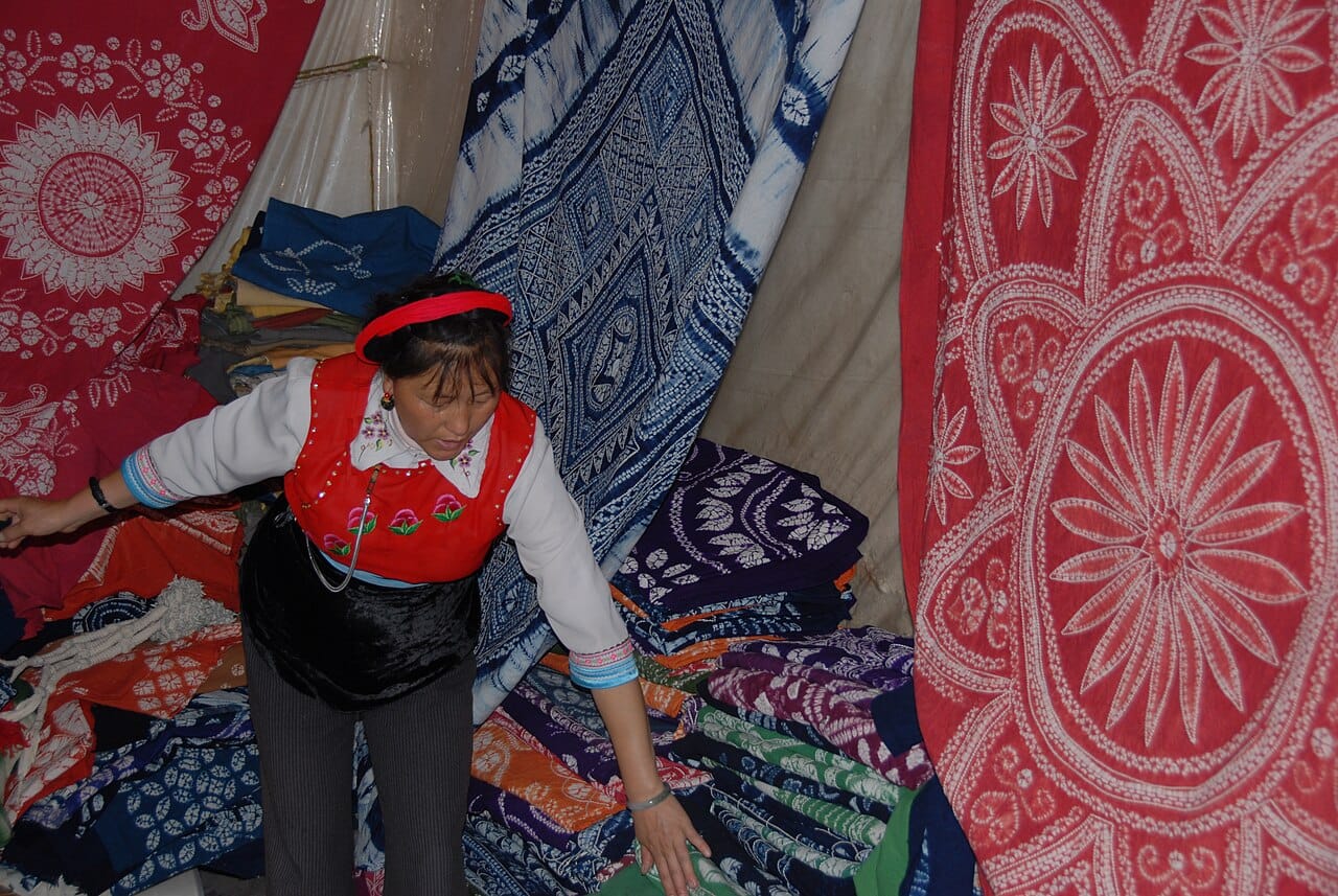 Yunnan Bai Village, Tie-Dye & Erhai Local Life Day